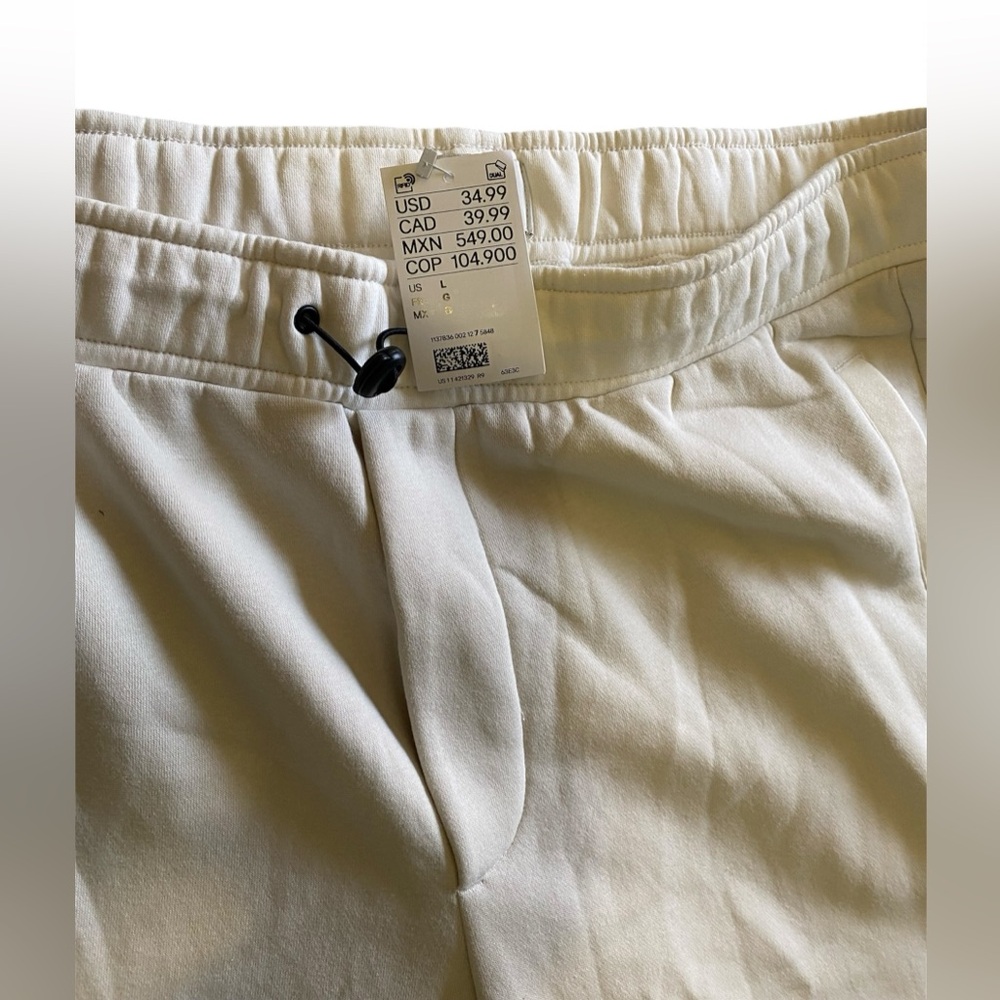 H&M Cream Sweatpants Relaxed Fit Joggers - Picture 2 of 7